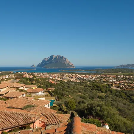Vista Mare-isola Tavolara E Solarium Panoramico * Porto San Paolo (Sardinia)