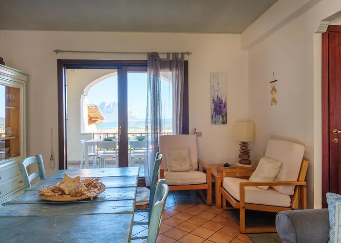 Vista Mare-isola Tavolara E Solarium Panoramico Apartamento *