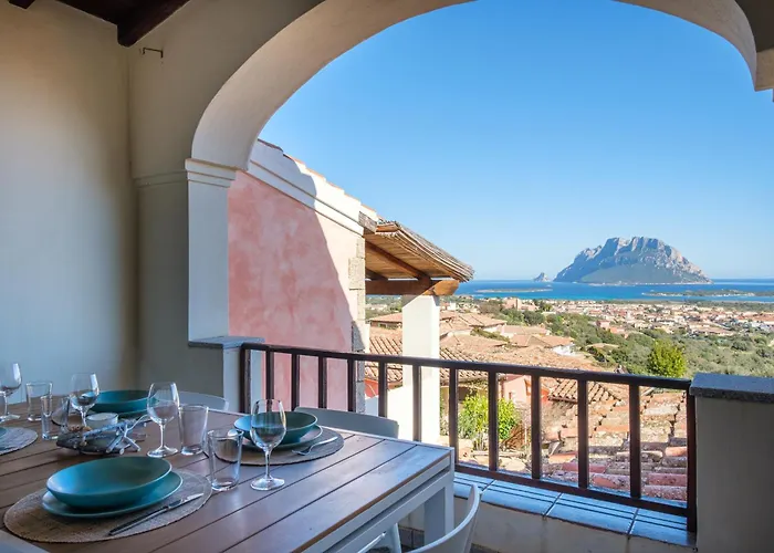 Vista Mare-isola Tavolara E Solarium Panoramico *